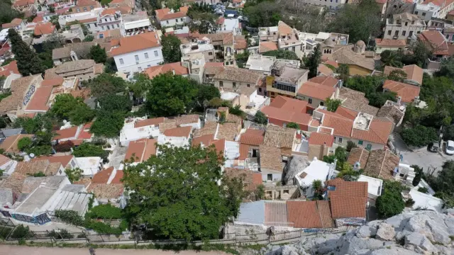Anafiotika: Athens’ Hidden Cycladic Village