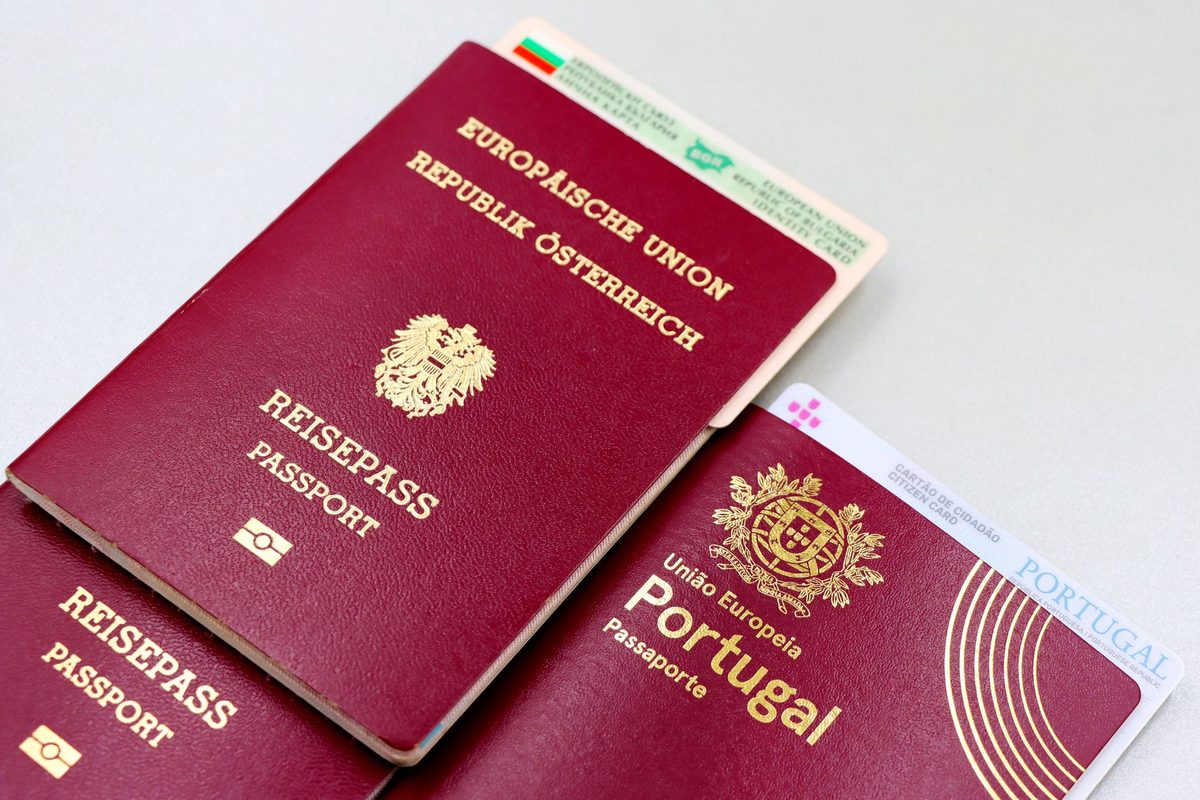 EU passports and national identity cards accepted for entry to Greece