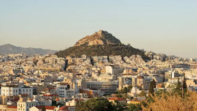 Lycabettus Hill: Funicular, Hiking Routes & Sunset Guide