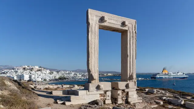 Athens Gateway: Islands, Ports & Onward Travel